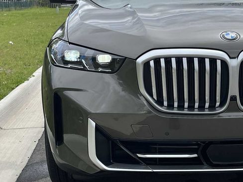 Used 2025 BMW X5 xDrive40i w/ Premium Package AWD/4WD image 22
