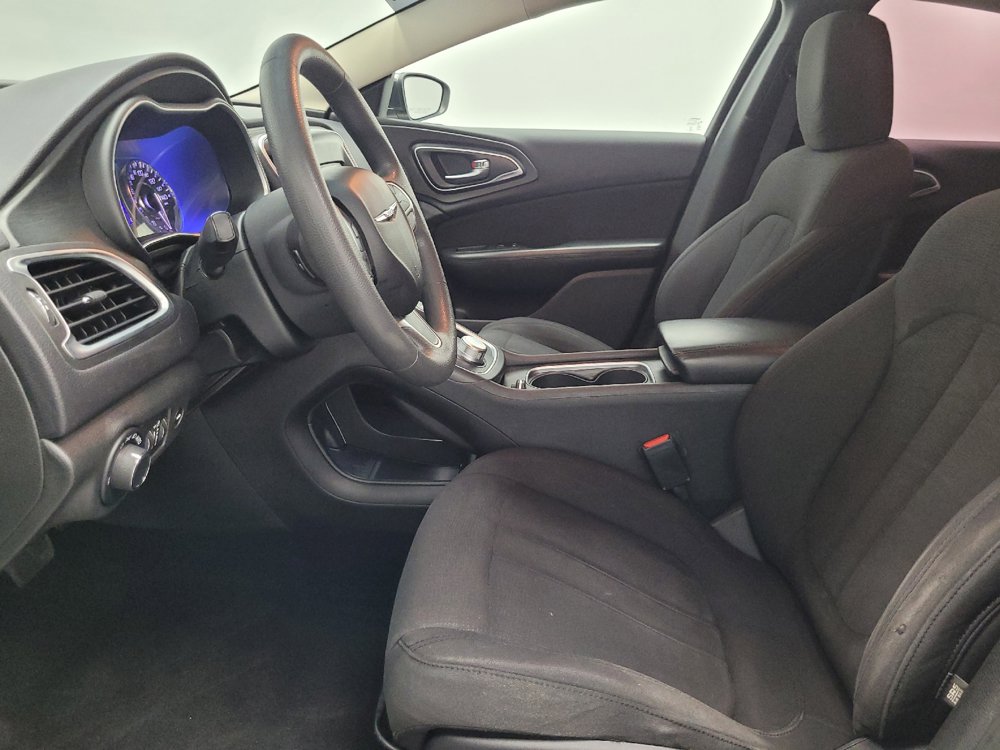 Used 2015 Chrysler 200 Limited FWD image 17