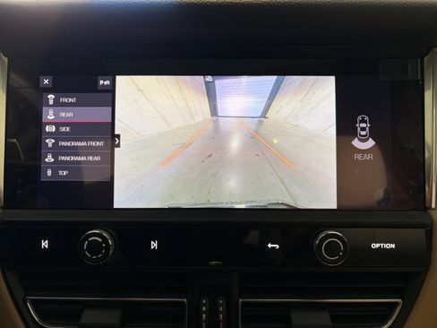 Certified 2026 Porsche Macan AWD/4WD image 40