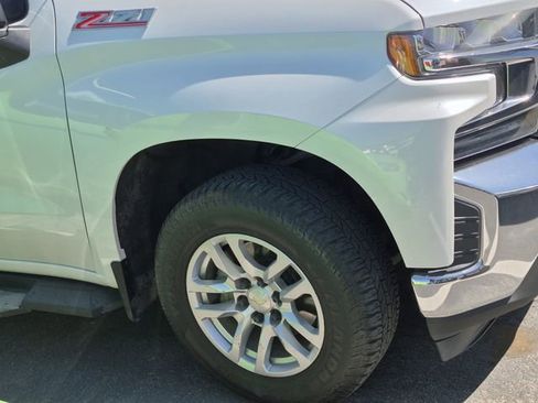 Used 2019 Chevrolet Silverado 1500 LT w/ All-Star Edition image 5