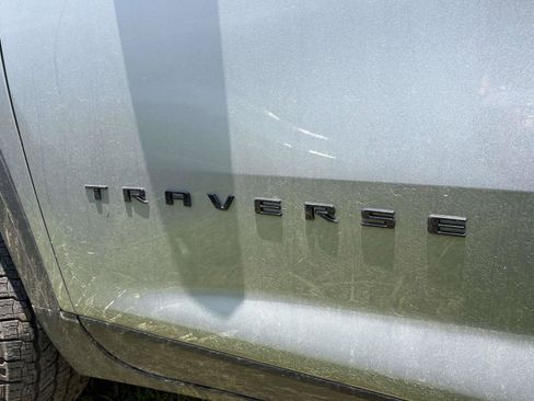 Used 2026 Chevrolet Traverse Z71 w/ Driver Confidence Package AWD/4WD image 6