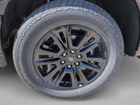 New 2026 Ford F150 Platinum w/ Equipment Group 702A High image 10