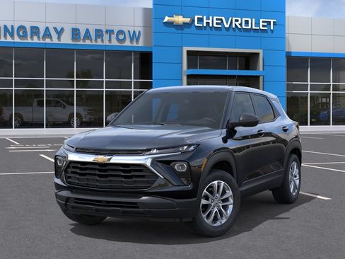 New 2026 Chevrolet TrailBlazer LS w/ LS Convenience Package FWD image 8