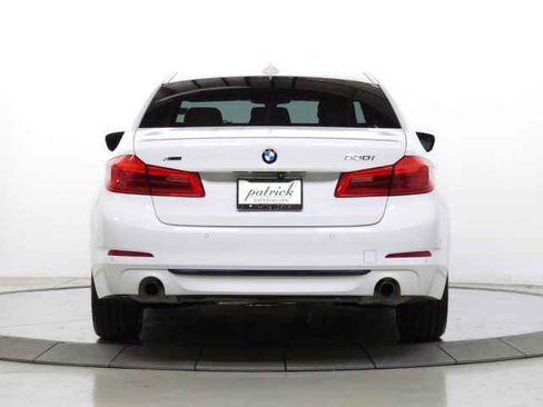 Used 2019 BMW 530i xDrive w/ Convenience Package image 7