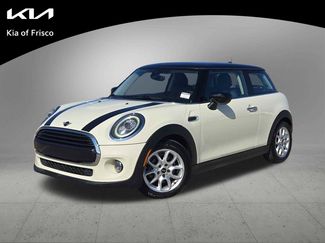 Used 2020 MINI Cooper 2-Door Hardtop video 1