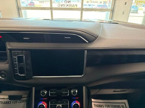 Used 2022 GMC Yukon Denali AWD/4WD image 31