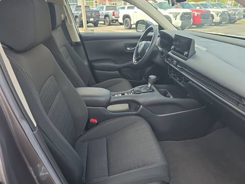Used 2024 Honda HR-V LX image 9