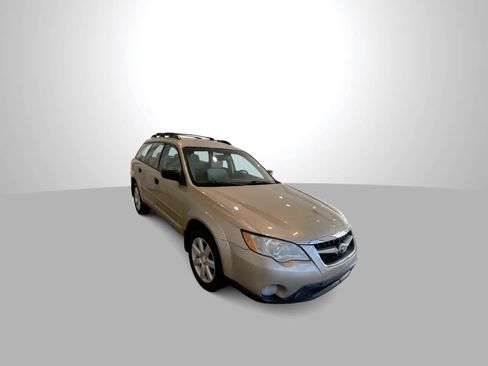 Used 2008 Subaru Outback 2.5i image 2