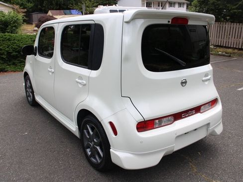 Used 2009 Nissan Cube 1.8 SL w/ Ginormous Pkg FWD image 4