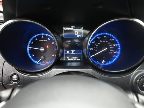 Used 2018 Subaru Outback 2.5i Limited AWD/4WD image 10
