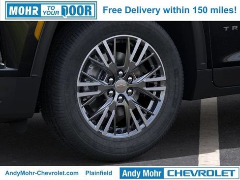 New 2026 Chevrolet Traverse LT w/ LPO, Floor Liner Package FWD image 11