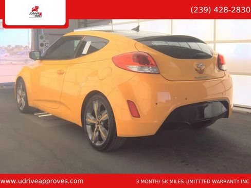 Used 2016 Hyundai Veloster w/ Option Group 03 FWD image 4