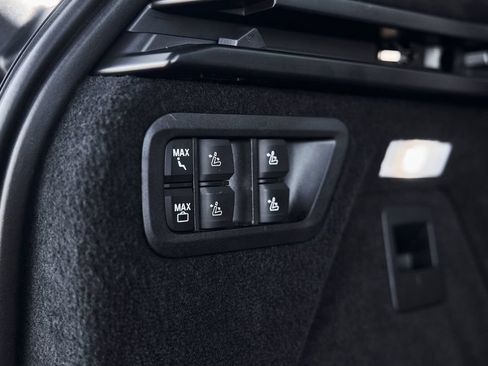 Used 2024 BMW X7 M60i w/ Executive Package AWD/4WD image 20