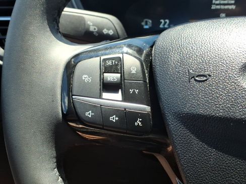 Used 2023 Ford Escape Active w/ Tech Pack #2 AWD/4WD image 17