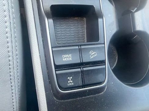 Used 2017 Hyundai Tucson SE AWD/4WD image 16