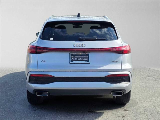 Used 2025 Audi Q5 Premium w/ Convenience Package AWD/4WD image 4