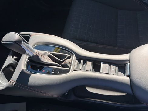 Used 2023 Honda HR-V Sport image 33