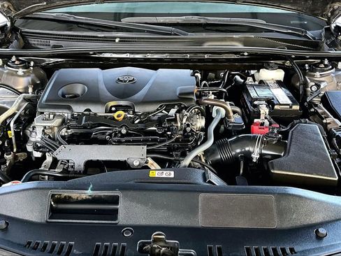 Used 2022 Toyota Camry LE FWD image 26