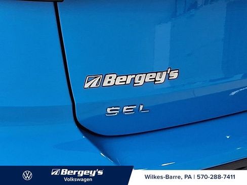 New 2026 Volkswagen Taos SEL image 22