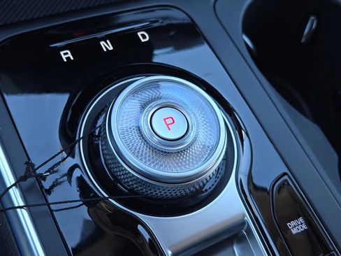 New 2026 Kia Carnival SX Prestige image 24