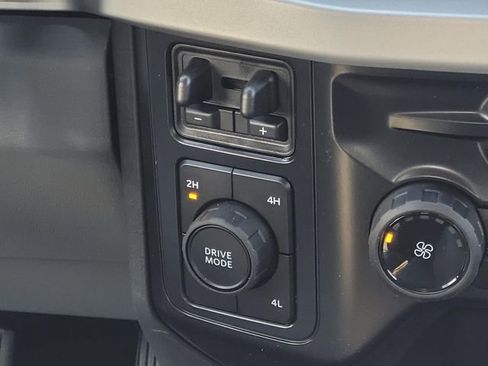 New 2026 Ford F350 XL w/ XL Chrome Package AWD/4WD image 17