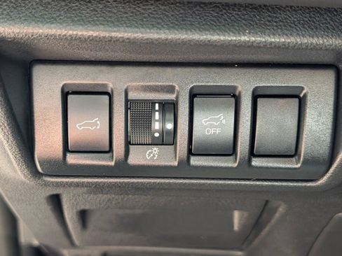 Used 2024 Subaru Outback Touring AWD/4WD image 12