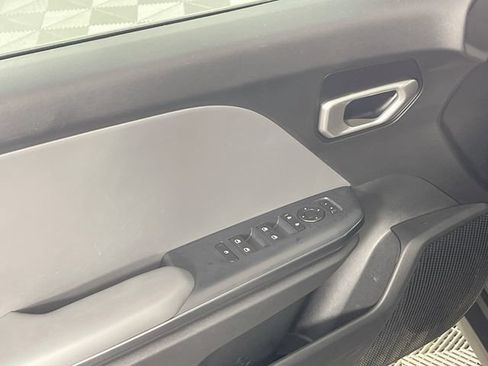 Used 2025 Kia K4 FWD image 18