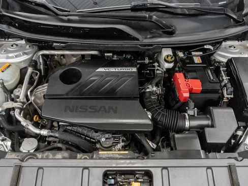 Used 2023 Nissan Rogue SV AWD/4WD image 3