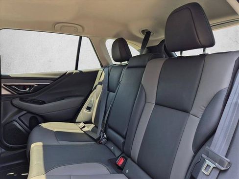 Certified 2025 Subaru Outback Onyx Edition AWD/4WD image 19
