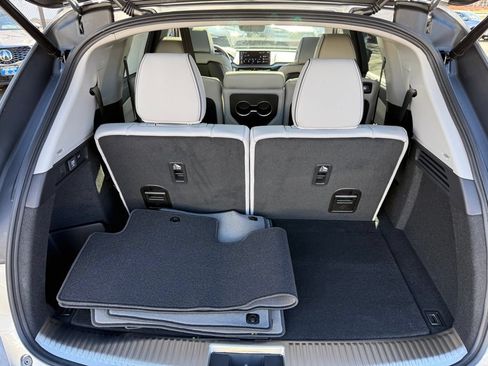 Certified 2026 Acura MDX SH-AWD w/ Advance Package image 17