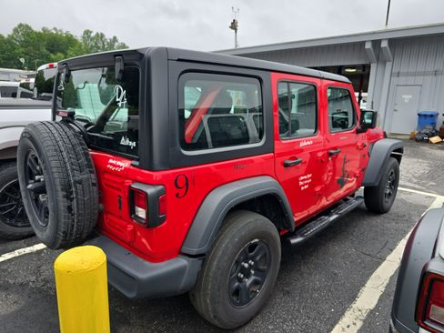 Used 2023 Jeep Wrangler Unlimited Sport AWD/4WD image 2