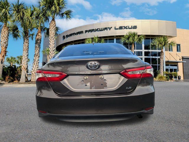Used 2019 Toyota Camry LE FWD image 6