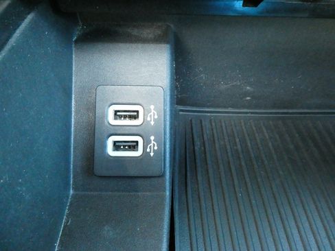 Used 2018 Ford F150 Platinum w/ Technology Package image 33