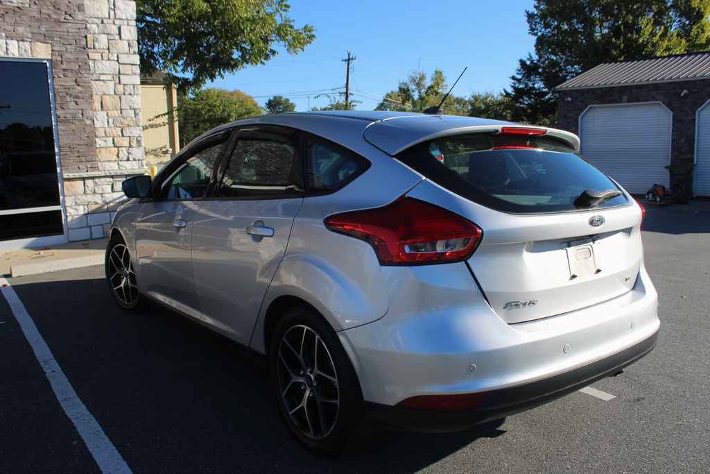 Used 2017 Ford Focus SEL FWD image 10