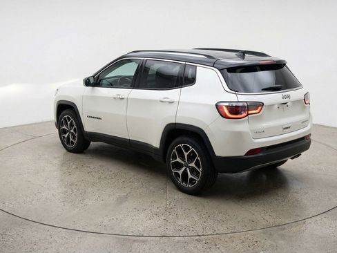 Used 2025 Jeep Compass Limited image 6