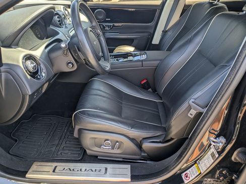 Used 2019 Jaguar XJ R-Sport AWD/4WD image 11