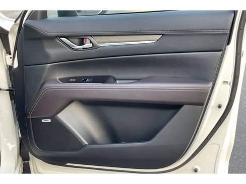 Certified 2025 MAZDA CX-5 Signature image 22