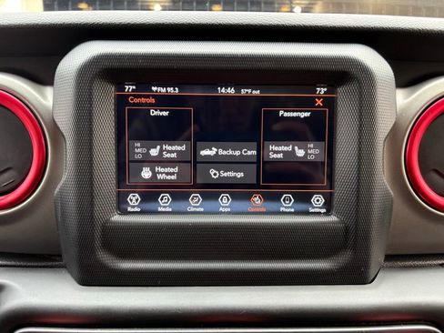 Used 2021 Jeep Gladiator Willys image 30