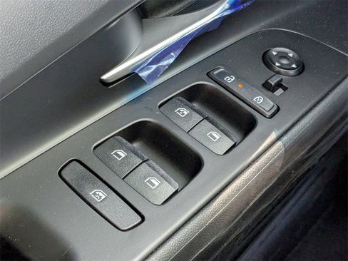 New 2025 Hyundai Elantra Blue image 21