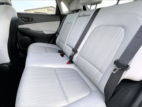 Used 2022 Hyundai Kona SEL FWD image 24