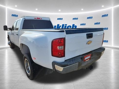 Used 2011 Chevrolet Silverado 3500 W/T AWD/4WD image 5