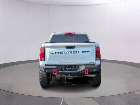 Used 2024 Chevrolet Colorado ZR2 w/ ZR2 Convenience Package III AWD/4WD image 5
