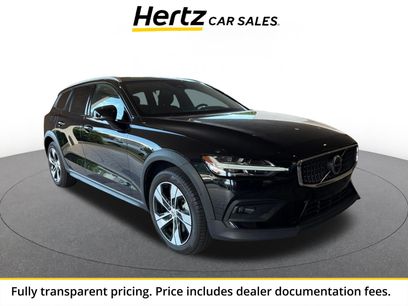 Used 2025 Volvo V60 B5 Cross Country Plus