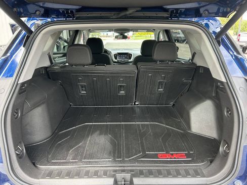 Used 2022 GMC Terrain SLE w/ Driver Convenience Package FWD image 19