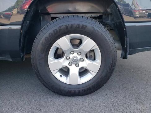 Used 2019 RAM 1500 Big Horn AWD/4WD image 27