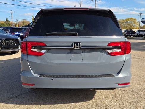 Used 2024 Honda Odyssey Elite image 12