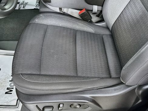 Used 2023 Chevrolet Silverado 1500 Custom RWD image 19