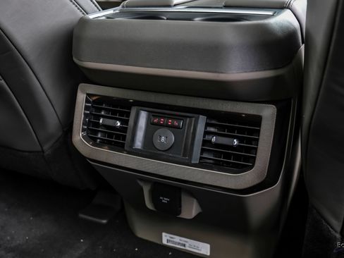 Used 2026 Ford F450 Platinum w/ Platinum Plus Package AWD/4WD image 89