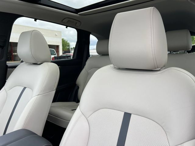 Used 2025 MAZDA CX-90 Plug-In Hybrid w/Premium Sport AWD/4WD image 13