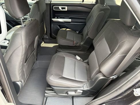 Certified 2023 Ford Explorer XLT AWD/4WD image 30